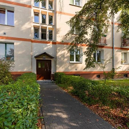 Roomy Apartment Oczapowskiego In Bielany By Noclegi Renters Warsaw Exterior photo